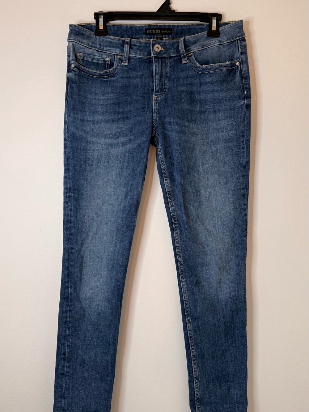 GUESS Slim Fit Women's Jeans in Medium Blue
